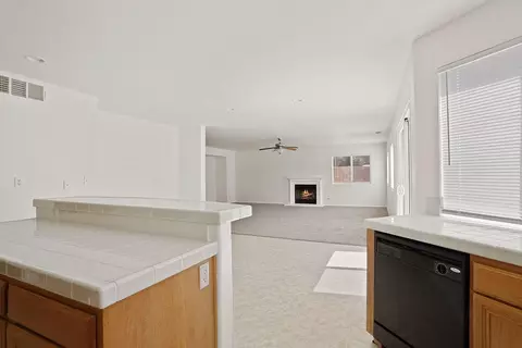 3250 Ryans Pl, Lancaster, CA 93536 photo 9