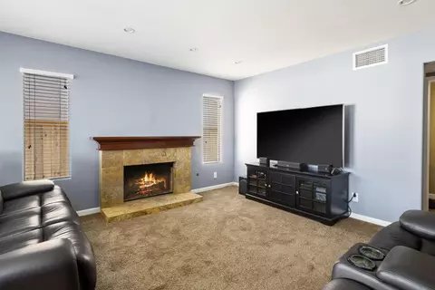 13032 Broken Bit Cir, Corona, CA 92883 photo 8