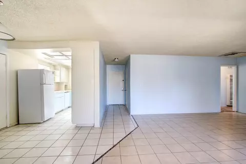 44144 E 3rd St, Lancaster, CA 93535 photo 5