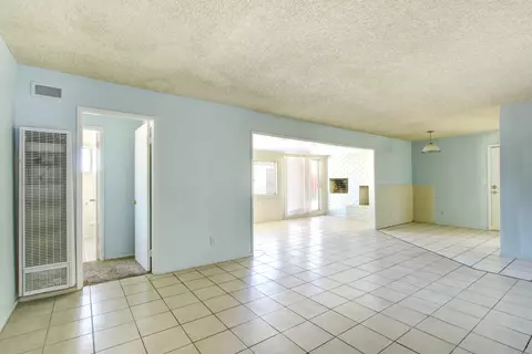 44144 E 3rd St, Lancaster, CA 93535 photo 7