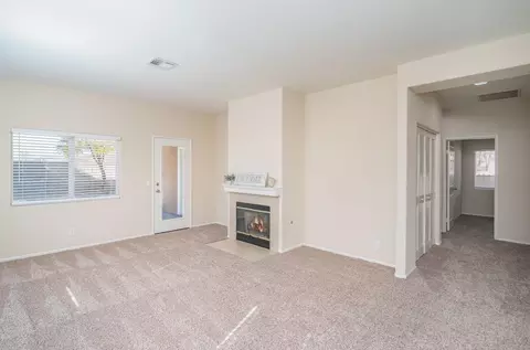 44047 Parkview Ln, Lancaster, CA 93535 photo 5