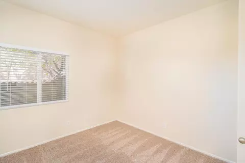 44047 Parkview Ln, Lancaster, CA 93535 photo 13