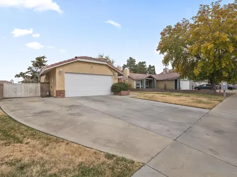 841 E Avenue J10, Lancaster, CA 93535 photo 3
