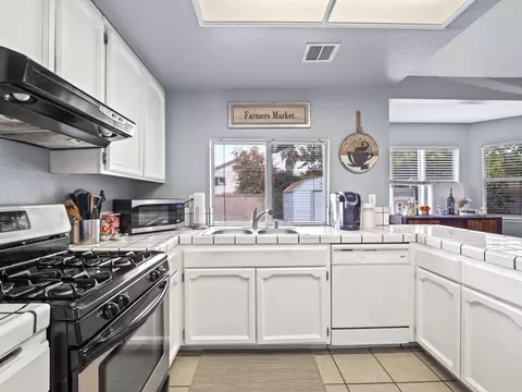 841 E Avenue J10, Lancaster, CA 93535 photo 9