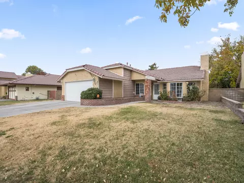 841 E Avenue J10, Lancaster, CA 93535 photo 1