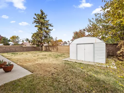 841 E Avenue J10, Lancaster, CA 93535 photo 18