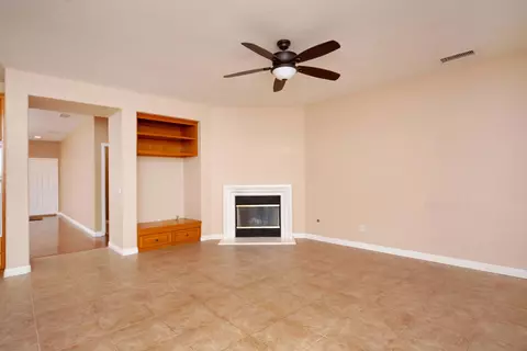 6310 Starview Dr, Lancaster, CA 93536 photo 8