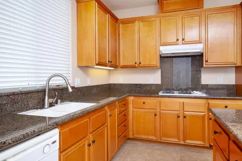 6310 Starview Dr, Lancaster, CA 93536 photo 12