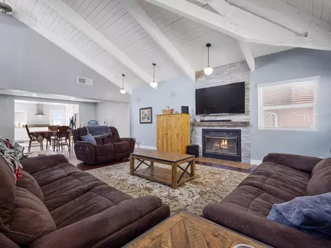 3010 Limewood Ln, Lancaster, CA 93536 photo 5