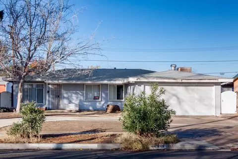 44947 Foxton Ave, Lancaster, CA 93535 photo 2