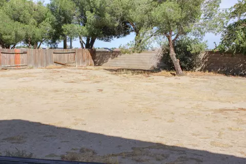 1841 E Norberry St, Lancaster, CA 93535 photo 87