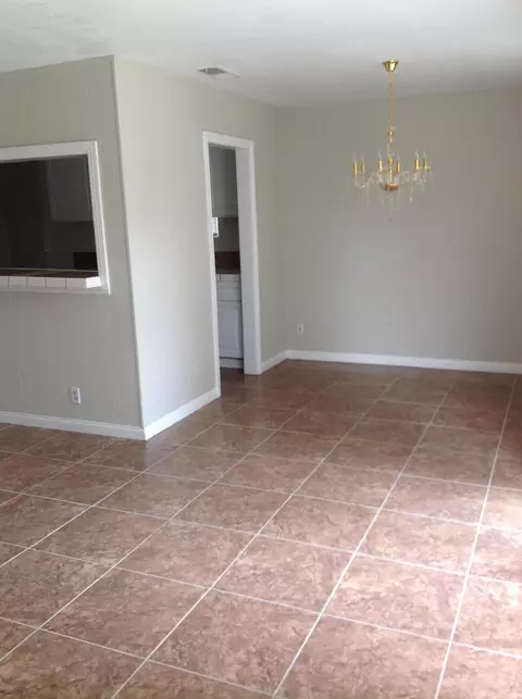 45414 E 3rd St, Lancaster, CA 93535 photo 3