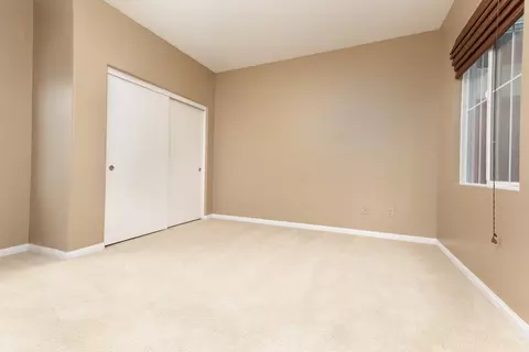 4304 Edam St, Lancaster, CA 93536 photo 7
