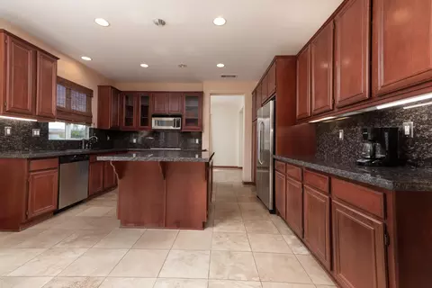 4304 Edam St, Lancaster, CA 93536 photo 9