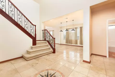 4304 Edam St, Lancaster, CA 93536 photo 3