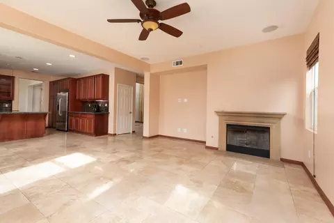 4304 Edam St, Lancaster, CA 93536 photo 13