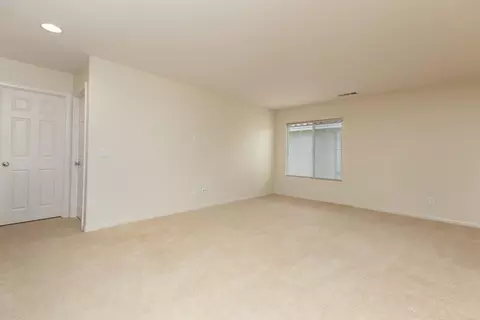 4304 Edam St, Lancaster, CA 93536 photo 14
