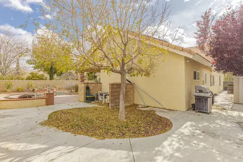 4035 Via Rebeca, Lancaster, CA 93536 photo 37