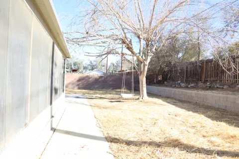 446 Avenue R6 E, Palmdale, CA 93550 photo 19