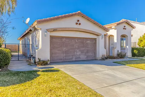 42937 Carpenter Dr, Lancaster, CA 93535 photo 4