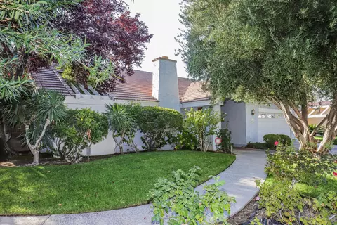 44015 Fenner Ave, Lancaster, CA 93536 photo 2