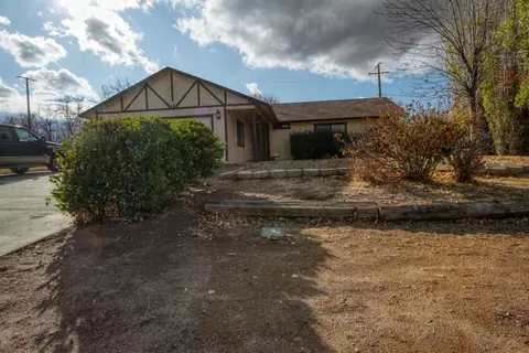 21191 Santa Barbara Dr, Tehachapi, CA 93561 photo 2