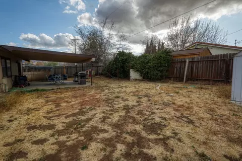 21191 Santa Barbara Dr, Tehachapi, CA 93561 photo 25