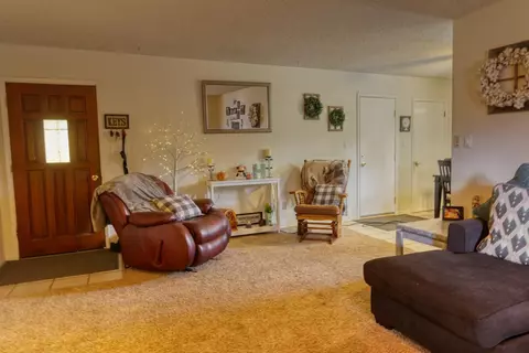 21191 Santa Barbara Dr, Tehachapi, CA 93561 photo 6