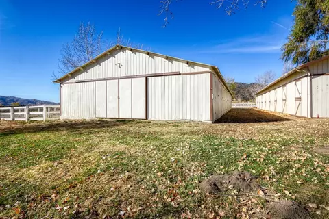 20592 Pegasus St, Tehachapi, CA 93561 photo 26