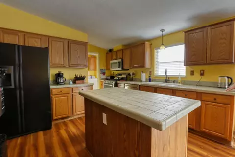 20592 Pegasus St, Tehachapi, CA 93561 photo 11