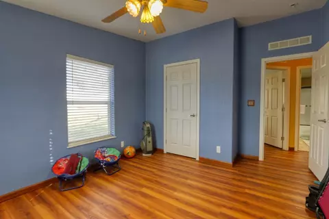 20592 Pegasus St, Tehachapi, CA 93561 photo 23