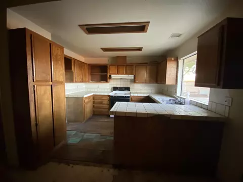 3129 Cromwell Ave, Mojave, CA 93501 photo 4