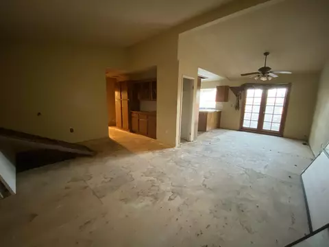 3129 Cromwell Ave, Mojave, CA 93501 photo 2