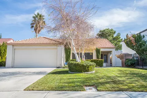 44238 Halcom Ave, Lancaster, CA 93536 photo 1
