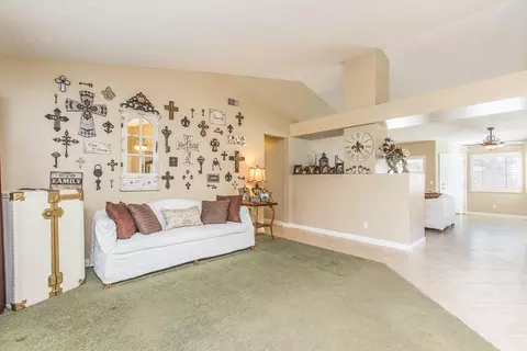 44238 Halcom Ave, Lancaster, CA 93536 photo 7