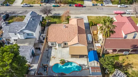 44238 Halcom Ave, Lancaster, CA 93536 photo 3