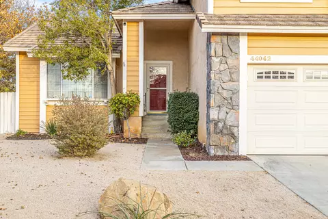 44042 E 12th St, Lancaster, CA 93535 photo 3