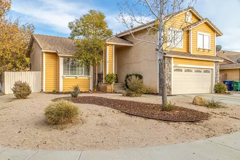 44042 E 12th St, Lancaster, CA 93535 photo 1