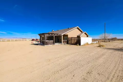 7010 E4 Ave W, Lancaster, CA 93536 photo 26