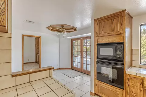 2605 Ryans Pl, Lancaster, CA 93536 photo 5