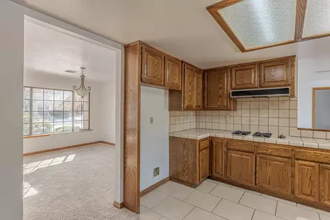 2605 Ryans Pl, Lancaster, CA 93536 photo 2