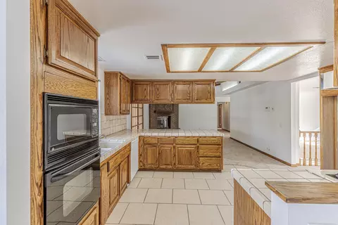 2605 Ryans Pl, Lancaster, CA 93536 photo 4
