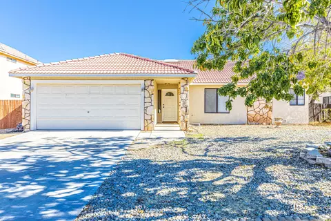 37912 33rd Pl E, Palmdale, CA 93550 photo 1