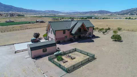 21837 Log Home Way, Tehachapi, CA 93561 photo 92