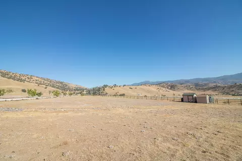 21837 Log Home Way, Tehachapi, CA 93561 photo 74