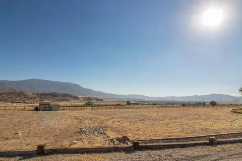 21837 Log Home Way, Tehachapi, CA 93561 photo 78