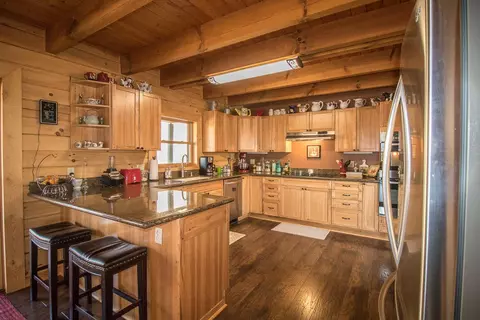 21837 Log Home Way, Tehachapi, CA 93561 photo 21