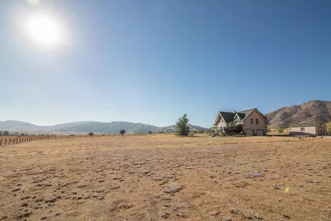 21837 Log Home Way, Tehachapi, CA 93561 photo 75
