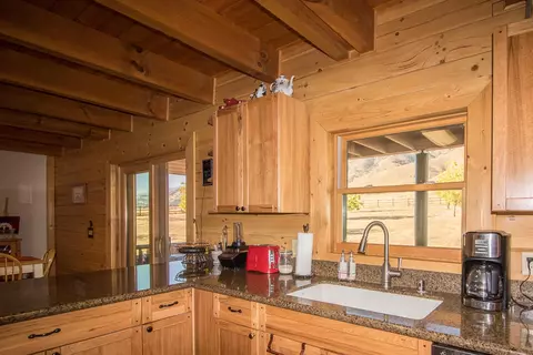 21837 Log Home Way, Tehachapi, CA 93561 photo 23
