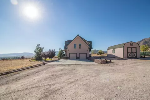 21837 Log Home Way, Tehachapi, CA 93561 photo 72